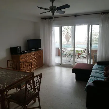 La Primavera Solo Familias Serviplaya Appartement *